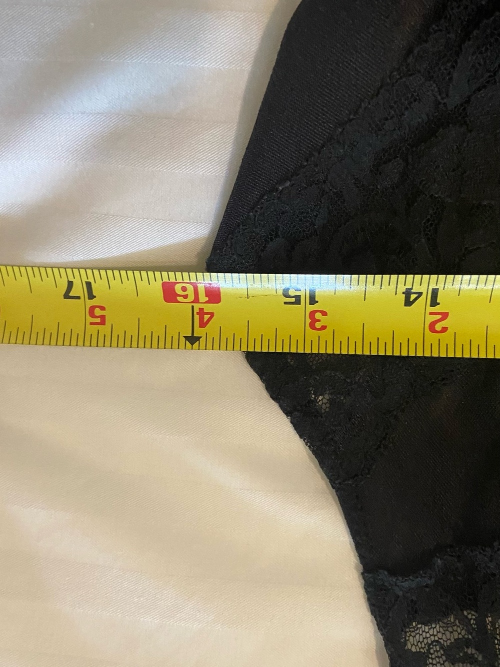 Vintage Black Satin & Lace Full-Length Nightgown – Approx. Size Medium/Large - Picture 6 of 7